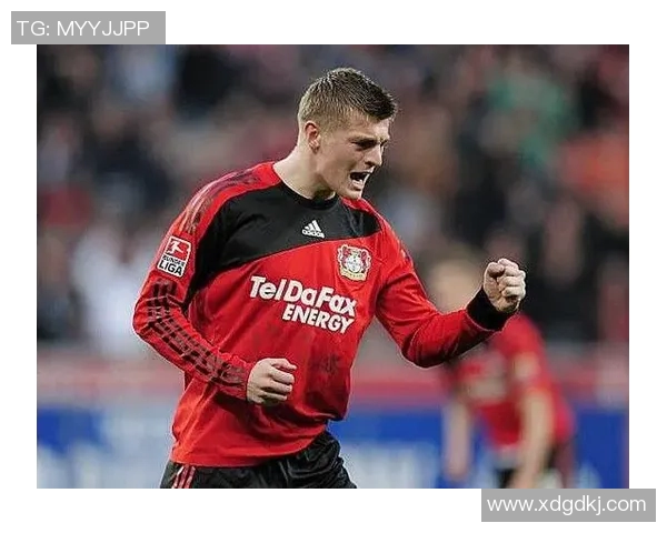 拜仁官方宣布签约巴西锋将克罗斯祖确认新援