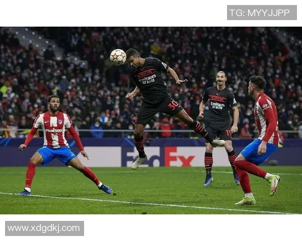 悲剧！AC米兰主场1比6惨败尤文图斯，球迷痛心折戟沉沙