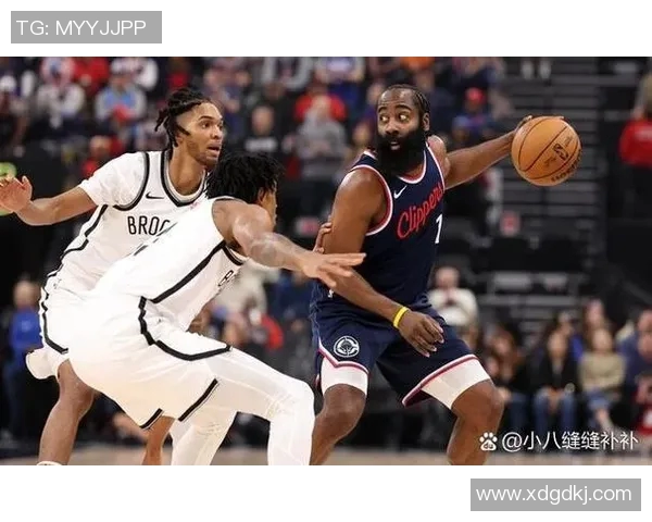 传哈登正式加盟湖人！詹姆斯联手浓眉组成新三巨头！