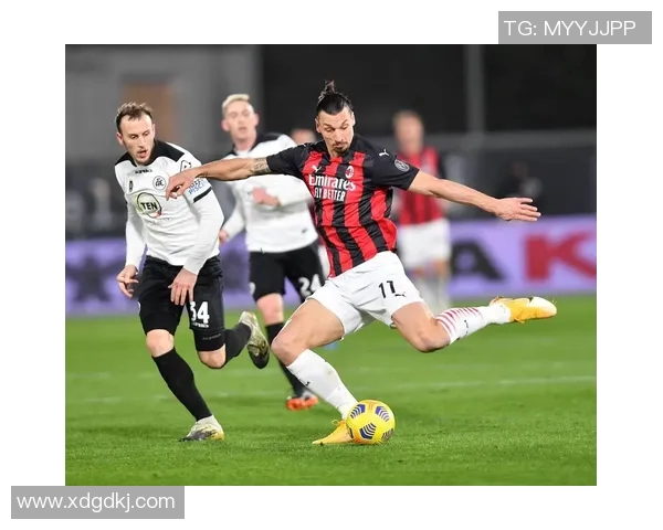 伊布拉希莫维奇正式加盟AC米兰，球队实力再度提升