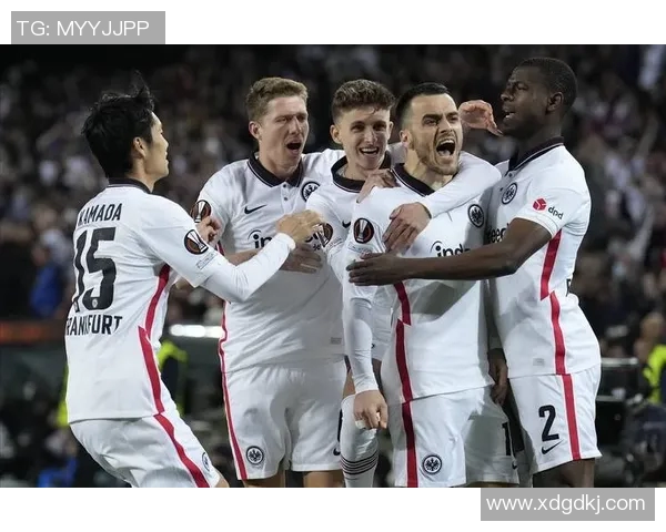 云达不来梅主场逆袭战胜门兴,豪取三分重振士气 云达不来梅主场逆袭战胜门兴,豪取三分重振士气