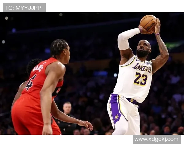 湖人连胜霸主！詹姆斯火箭表演独步天下，23分大胜尼克斯